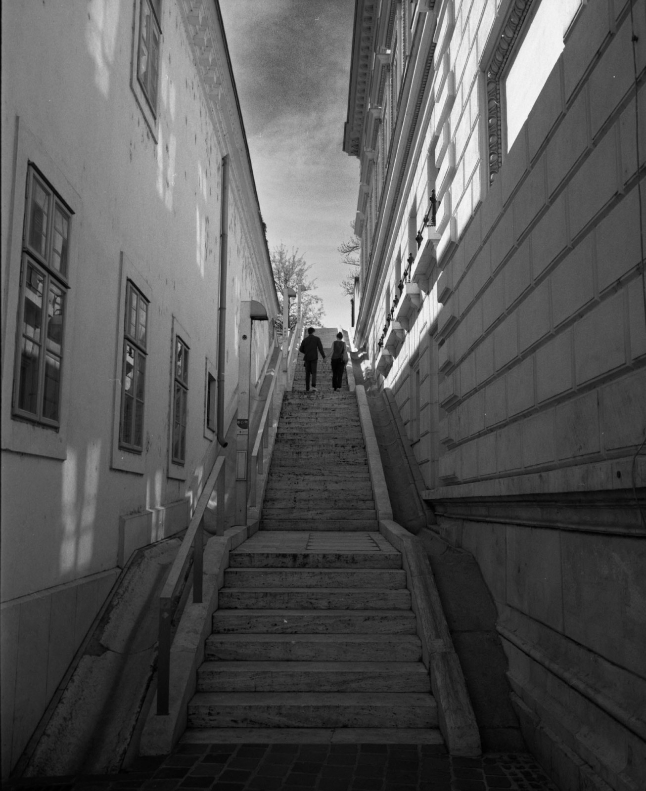 bpwalk04_01_04